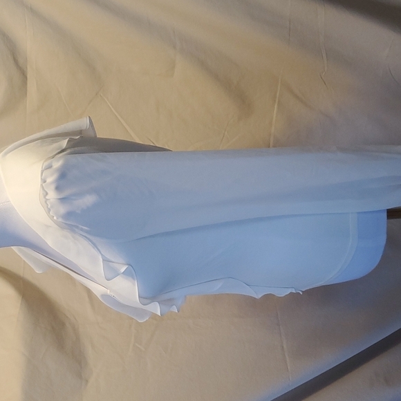 bebe Creamy Blouse SZ XS - Picture 5 of 10